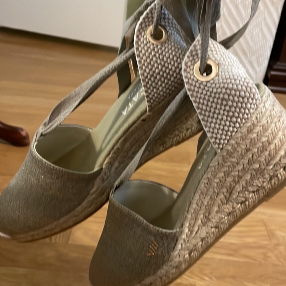 Brand new VISCATA Barcelona Escala - Gold